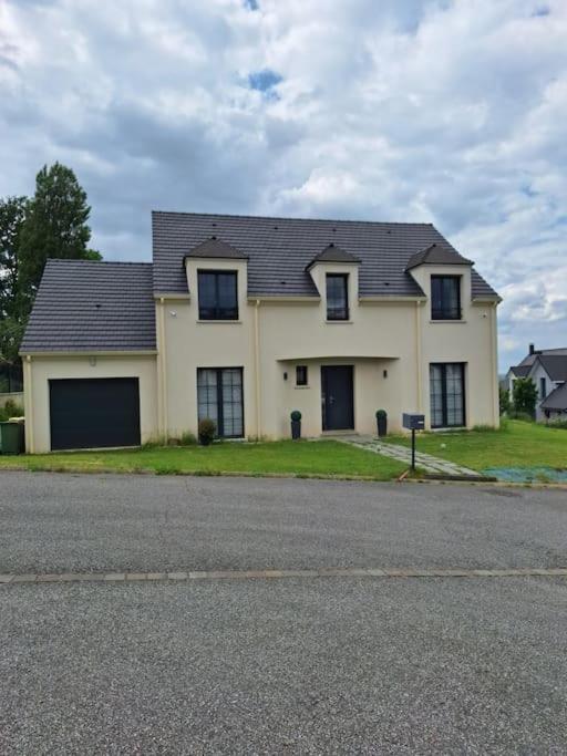 Belle Maison Recente Neauphle-le-Château Exterior photo